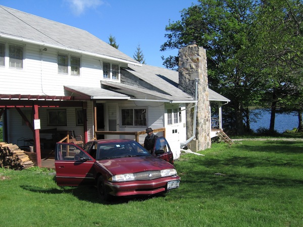 RenatoLeavingTheCabin2010.jpg